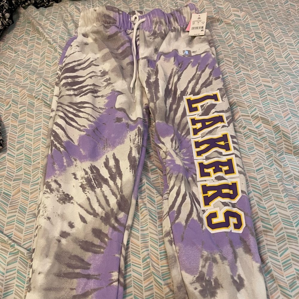 Joggers pants Size Xs, new.